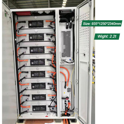 215KWh LiFePo4 باتری کابینت BESS بیرونی 100KW با خنک کننده مایع و 2.2T قدرت نامی